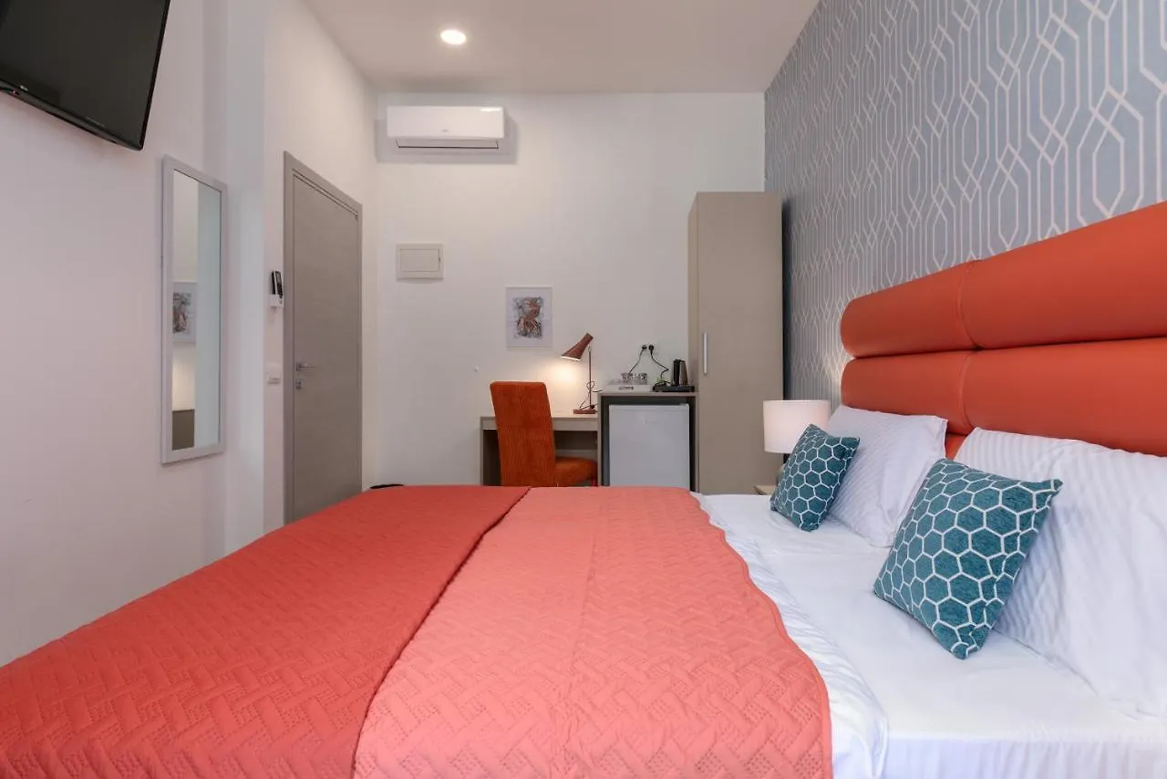 La Preziosa Rooms Pula Gasthof